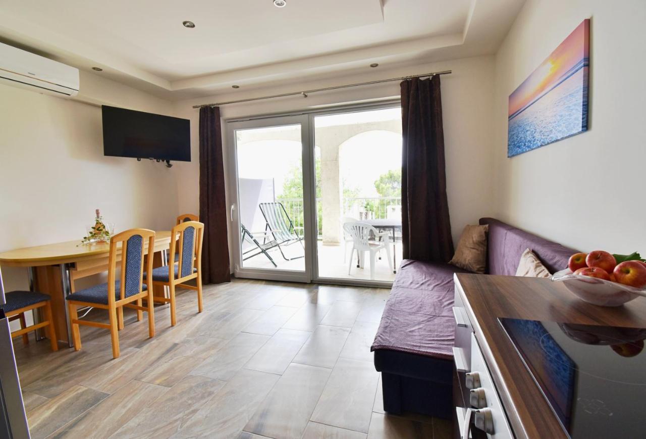 Apartmani Solis Vir Exterior foto